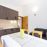 Apartman K&f Borik Zára