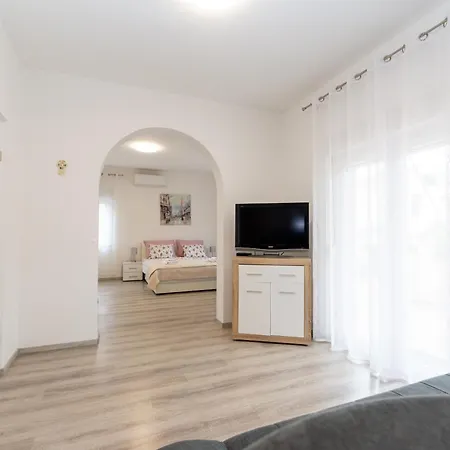 K&f Borik Apartment